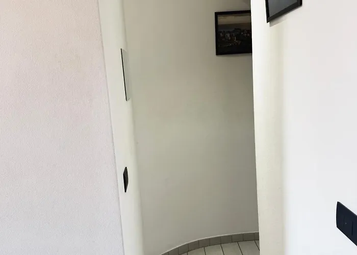 La Muraria بيت ضيافة مونتيروسّو ال ماري